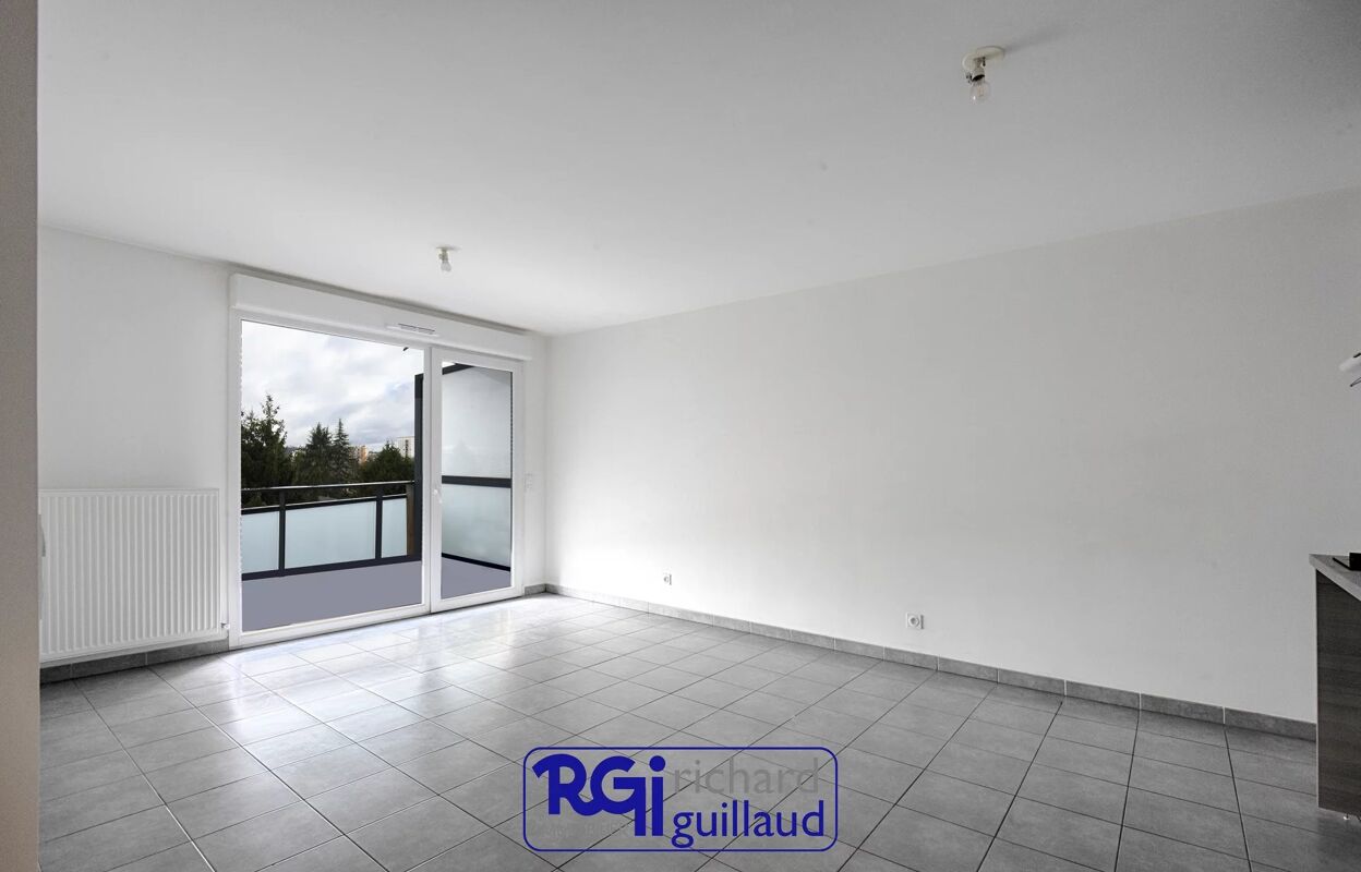 appartement 3 pièces 59 m2 à vendre à Bourgoin-Jallieu (38300)