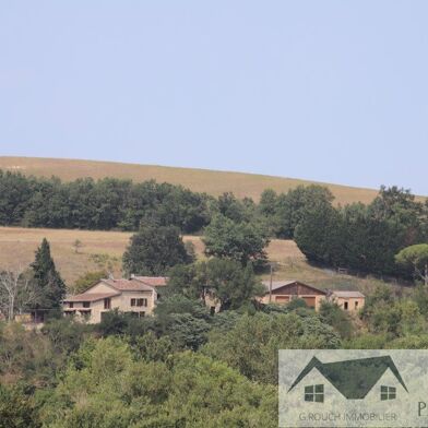 Maison 20 pièces 1210000 €