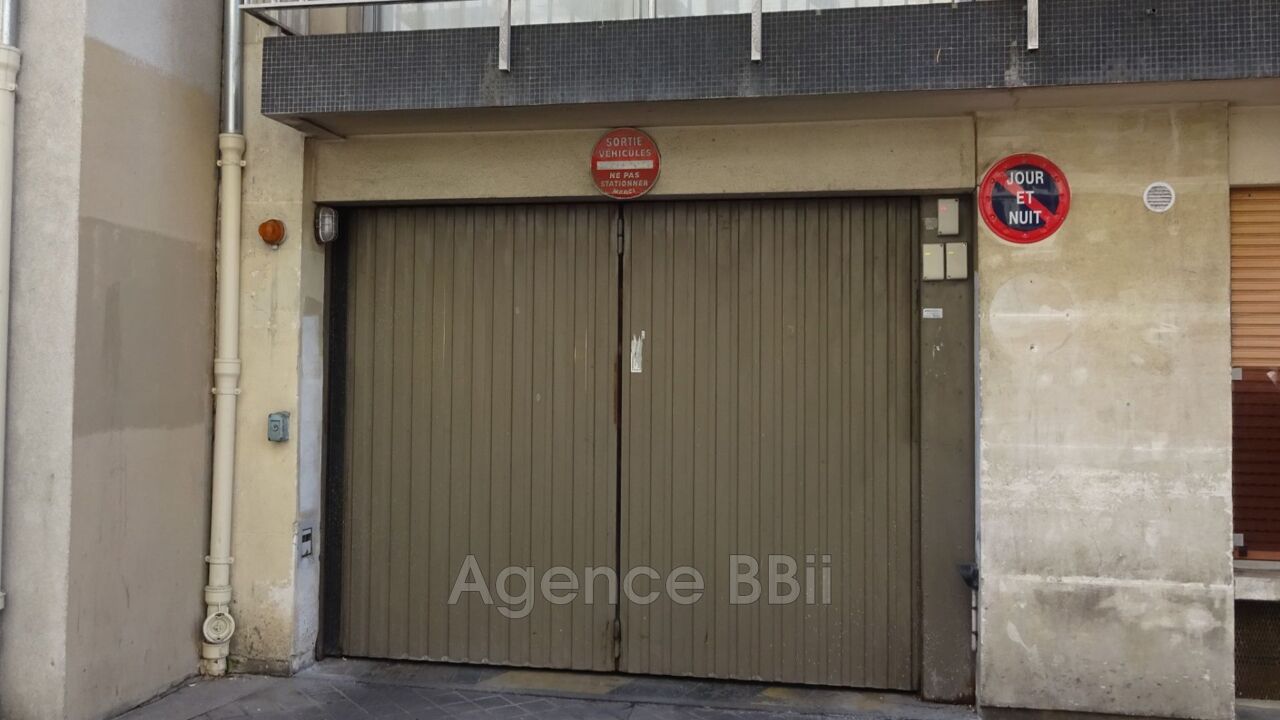 garage  pièces 17 m2 à vendre à Paris 14 (75014)