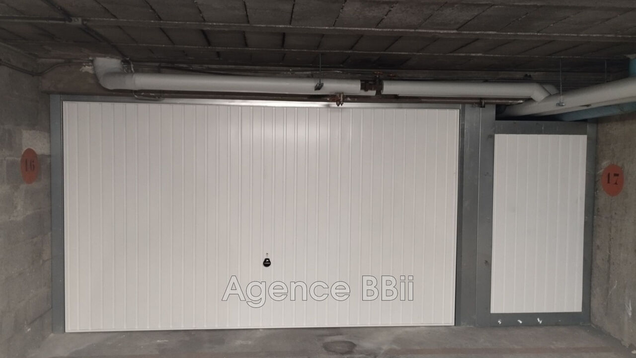 garage  pièces 31 m2 à vendre à Paris 14 (75014)