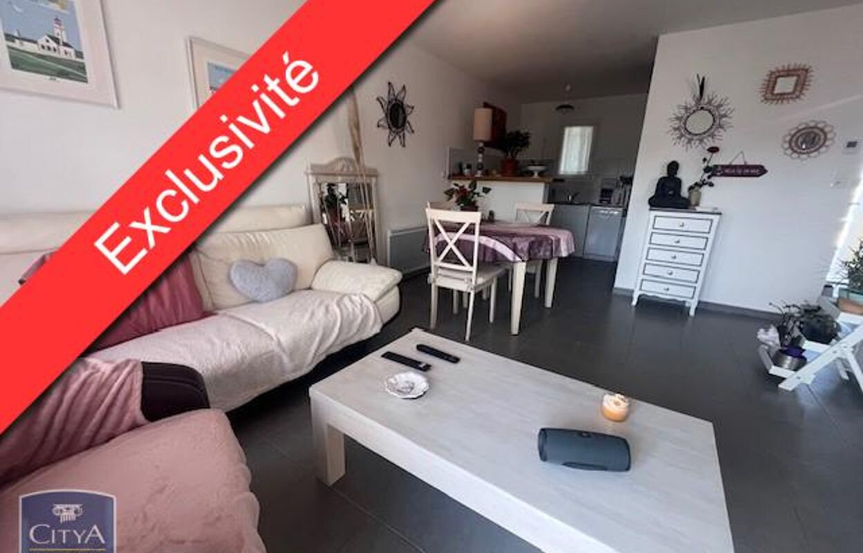 appartement 2 pièces 45 m2 à vendre à Saint-Seurin-de-Cursac (33390)