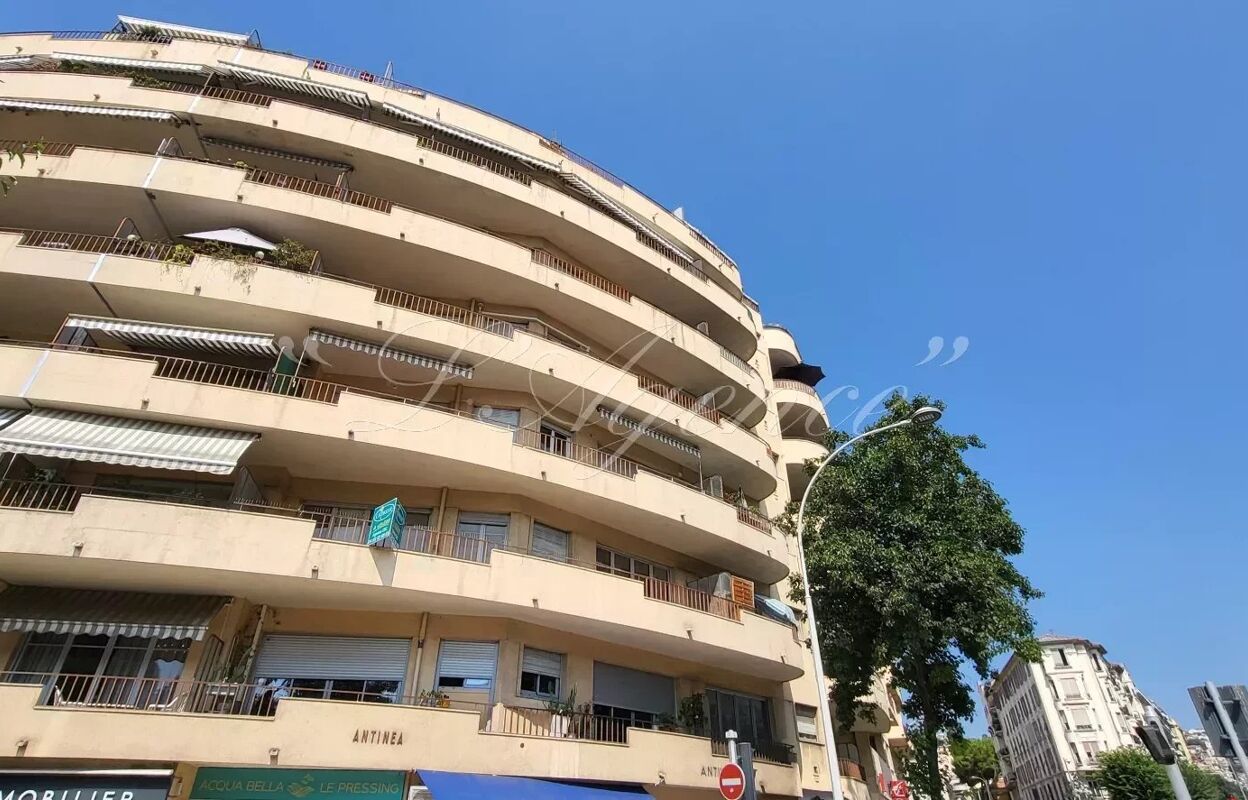 appartement 3 pièces 72 m2 à vendre à Nice (06100)