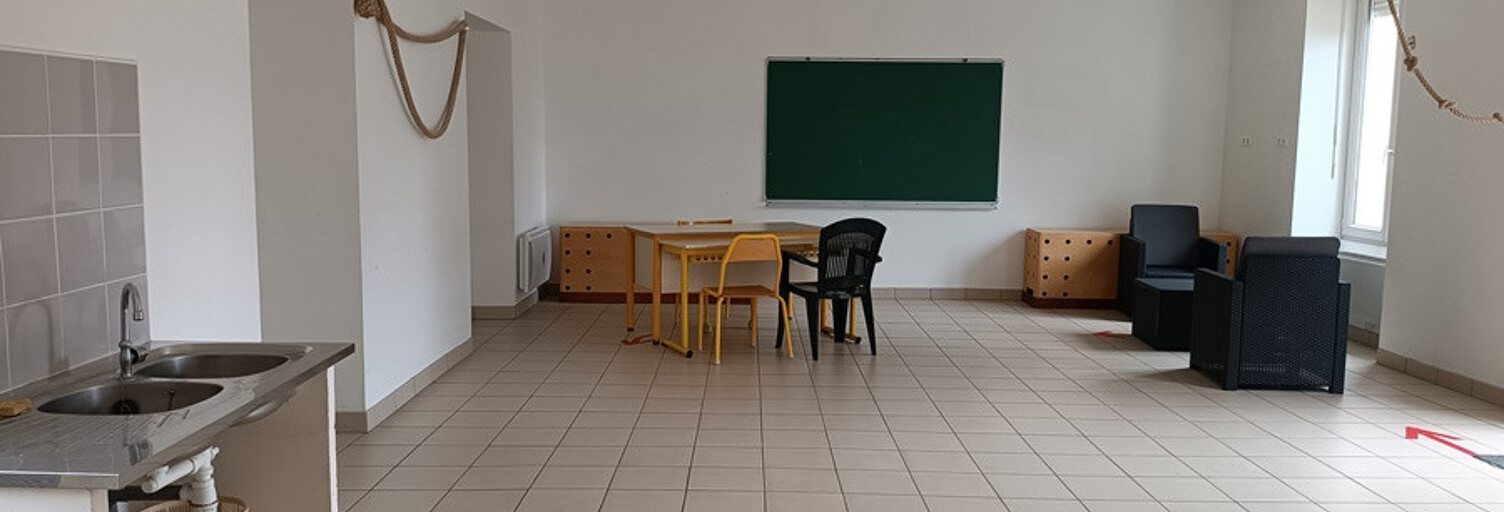 Maison 3 Pièces 151 m² à vendre à Cornusse (18350)