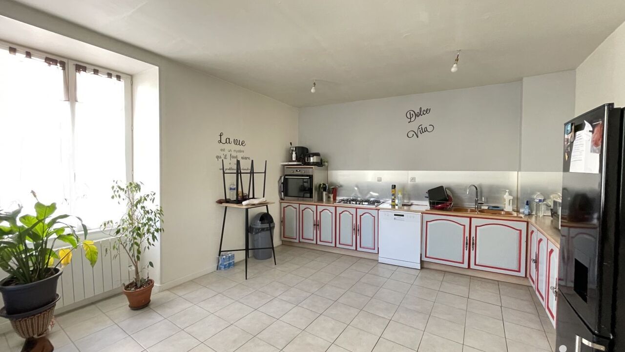 maison 7 pièces 124 m2 à vendre à Béthines (86310)