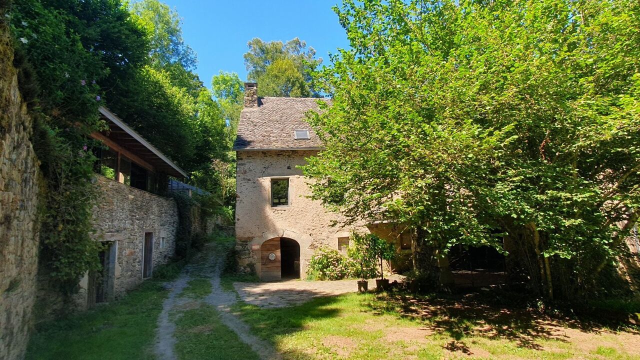 maison 8 pièces 218 m2 à vendre à Rignac (12390)