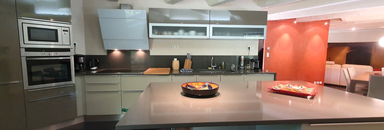 Maison 8 Pièces 218 m² à vendre à Rignac (12390)