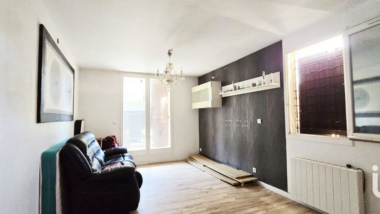 appartement 2 pièces 56 m2 à vendre à Montmagny (95360)