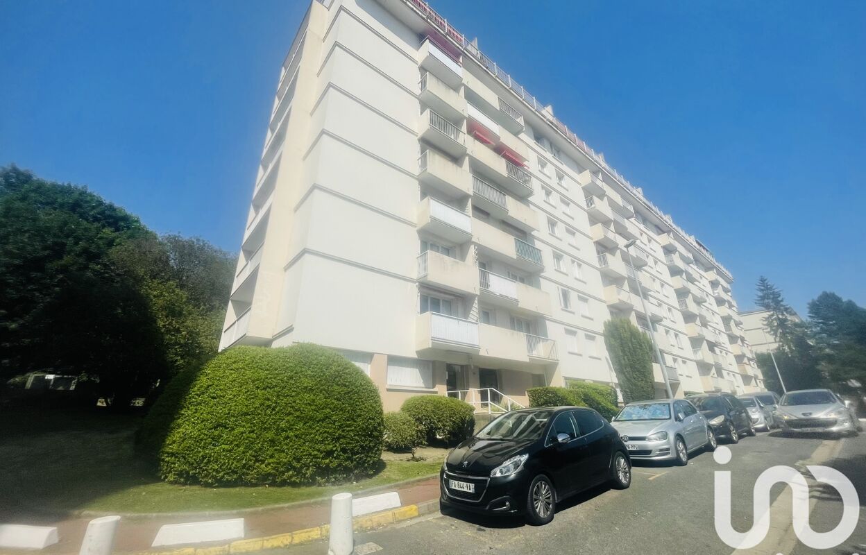 appartement 3 pièces 59 m2 à vendre à Gagny (93220)