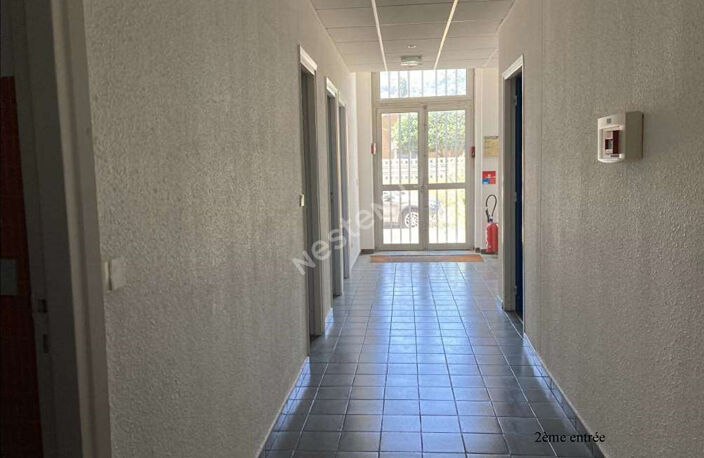 TOULON EST Bureaux de 450 m2 + 10 places de parking — photo 2