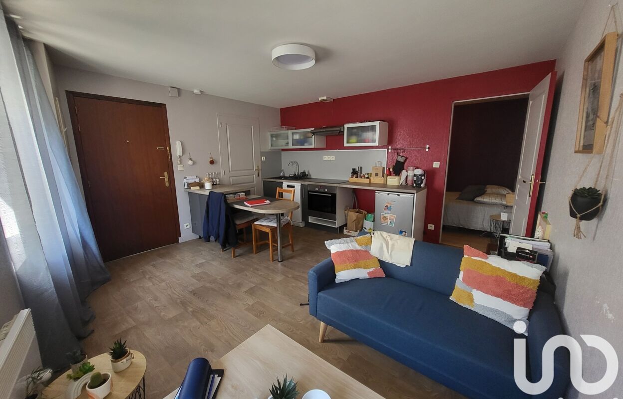 appartement 2 pièces 30 m2 à vendre à Cholet (49300)