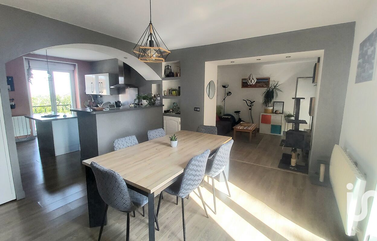 appartement 4 pièces 115 m2 à vendre à Saint-Martin-la-Plaine (42800)