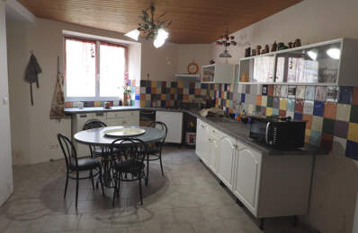 CENTRE BOURG AVRILLÉ, PROCHE BORD DE MER — photo du bien