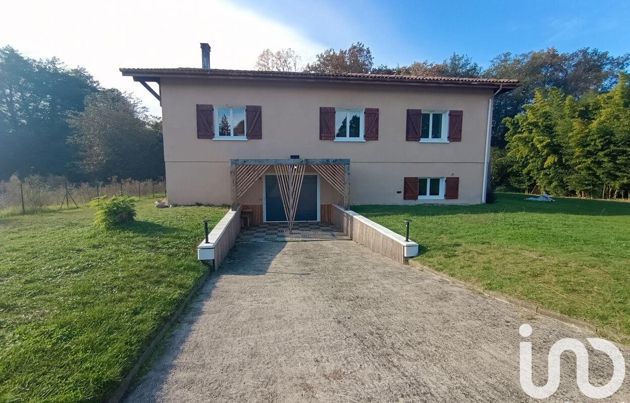 maison 9 pièces 227 m2 à vendre à Geloux (40090)