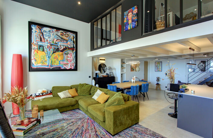 LOFT 3 PIÈCES DE 80M² AVEC VUE MER DANS LE CENTRE VILLE DE SAINTE MAXIME — photo 3