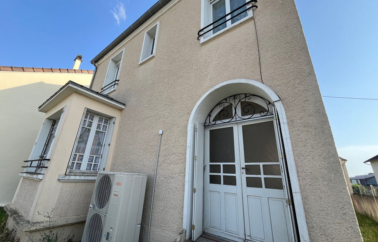 maison 6 pièces 110 m2 à vendre à Issoudun (36100)