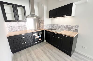 location appartement 800 € CC /mois à proximité de Saint-Juéry (81160)