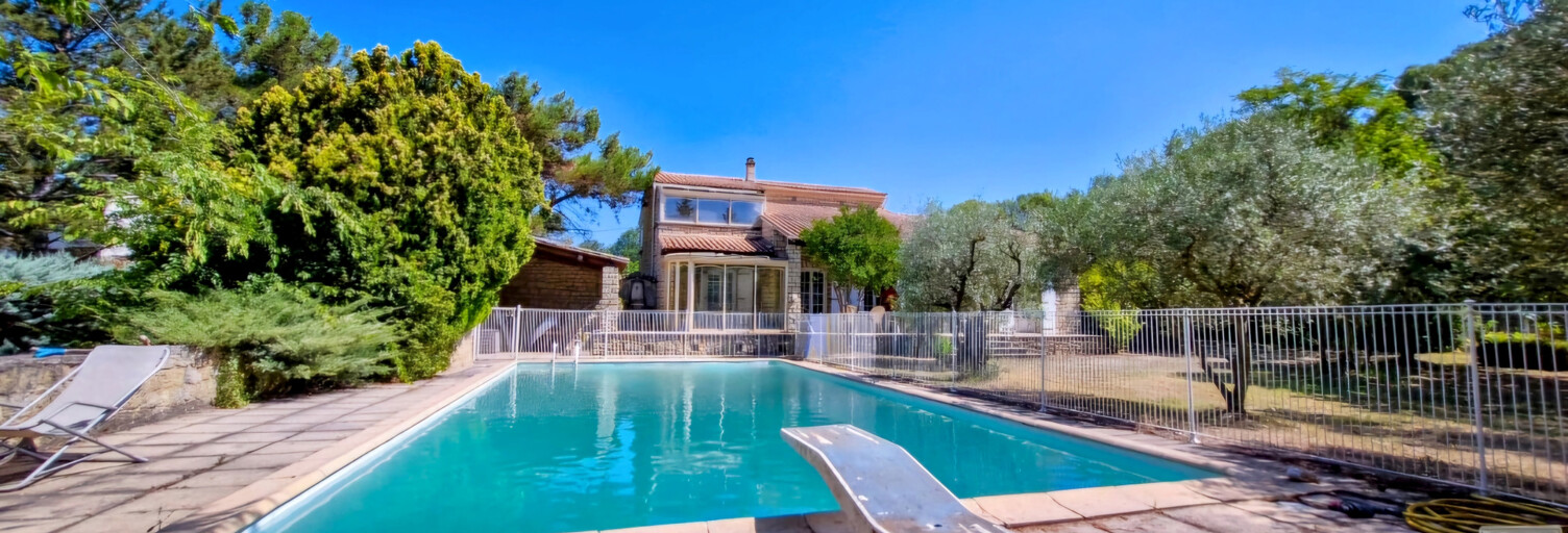 Maison 7 Pièces 190 m² à vendre à Pernes-les-Fontaines (84210)