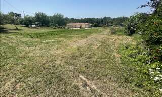 Terrain  2221 m² à vendre à Saint-Jean-Lagineste (46400)