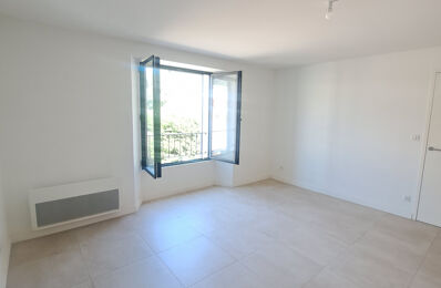 location appartement 970 € CC /mois à proximité de Signes (83870)