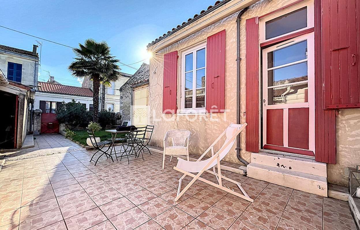 maison 2 pièces 64 m2 à vendre à Rochefort (17300)