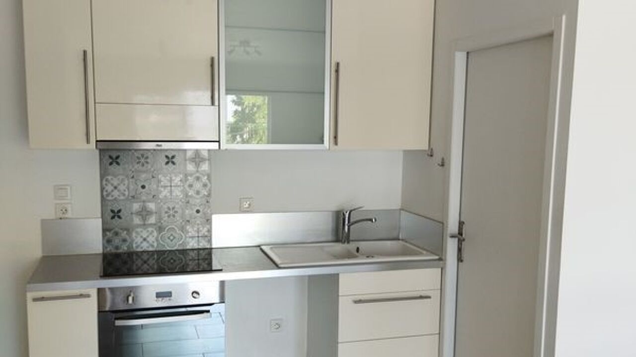 appartement 3 pièces 64 m2 à louer à Bordeaux (33000)