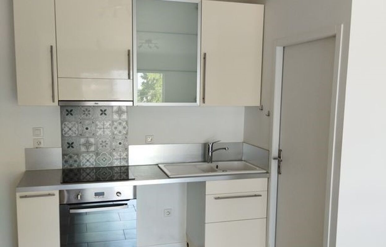 appartement 3 pièces 64 m2 à louer à Bordeaux (33000)