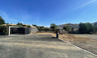 Local industriel  300 m² à vendre à Gignac (34150)