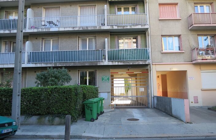 T2 vendu loué pour investisseurs — photo 2
