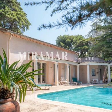 Maison 5 pièces 1456000 €