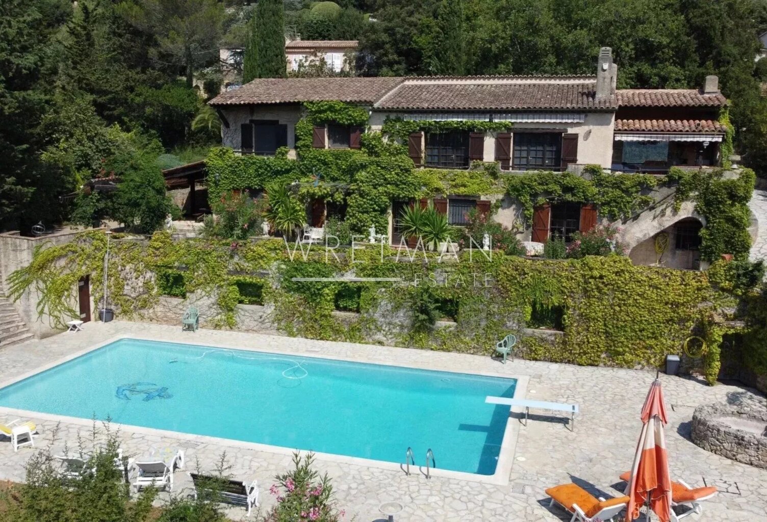 Vaste maison familiale avec vue et piscine - Montauroux — photo 1