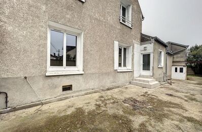 location maison 680 € CC /mois à proximité de Outarville (45480)