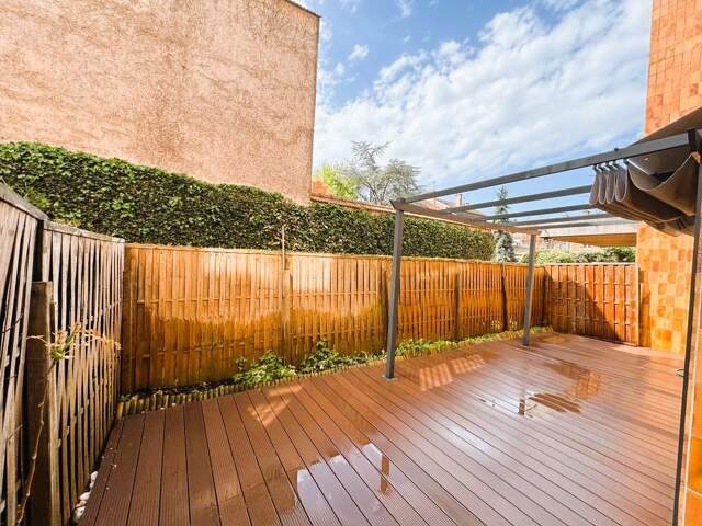 Appartement À Vendre — photo du bien