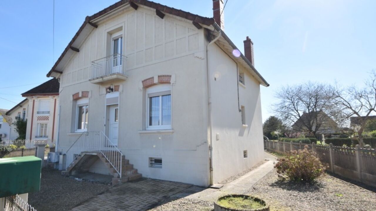 maison 5 pièces 133 m2 à vendre à Gueugnon (71130)