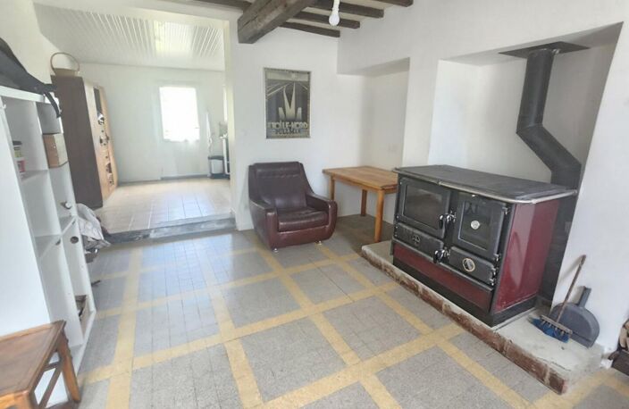 MAISON RENOVEE PROCHE CREVECOEUR — photo 2