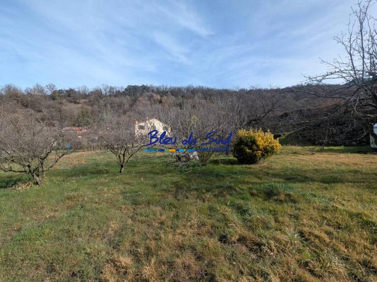 Superbe terrain constructible avec vue dégagée sur les montagn — photo 1