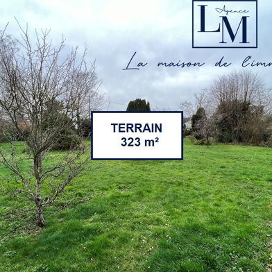 Terrain 323 m²