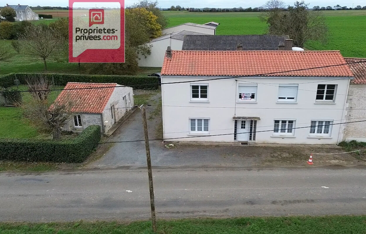 maison 7 pièces 160 m2 à vendre à Doix-Lès-Fontaines (85200)