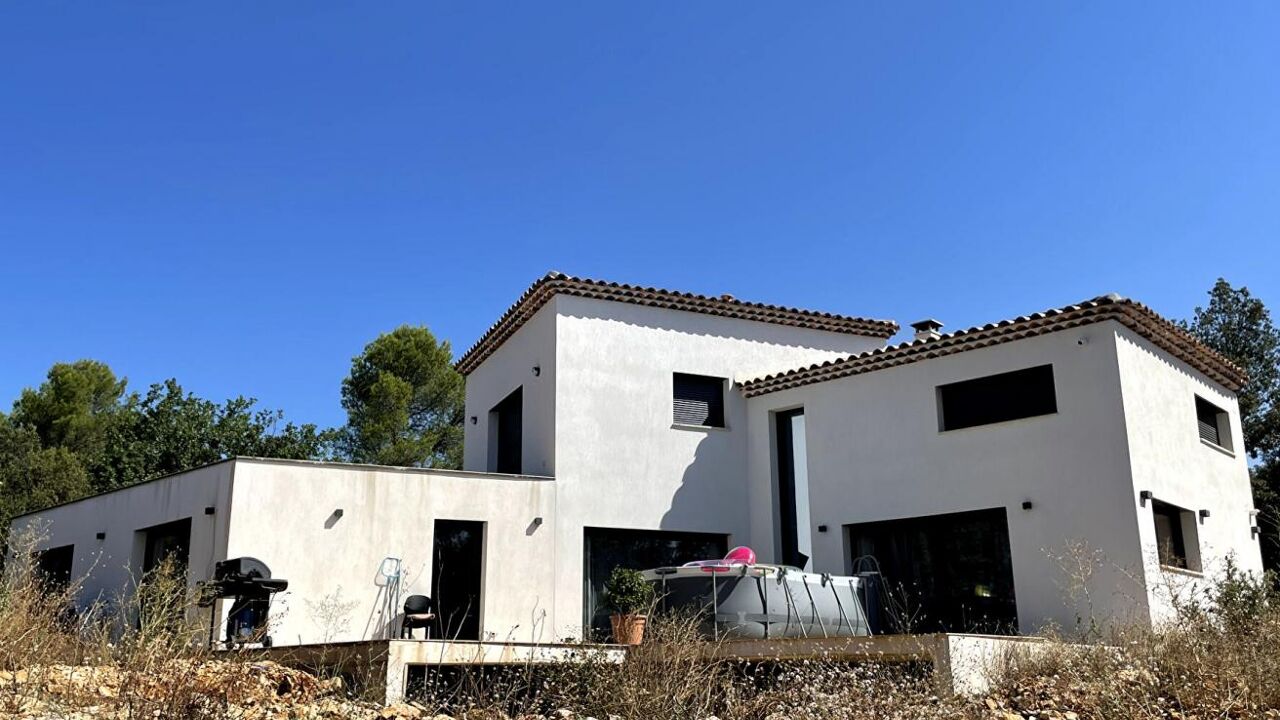 maison 6 pièces 197 m2 à vendre à Saint-Maximin-la-Sainte-Baume (83470)