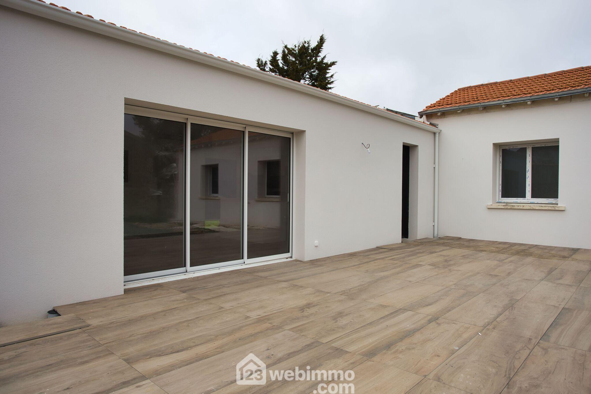 Villa / Maison 5 pièces  à vendre Rochelle (La) 17000
