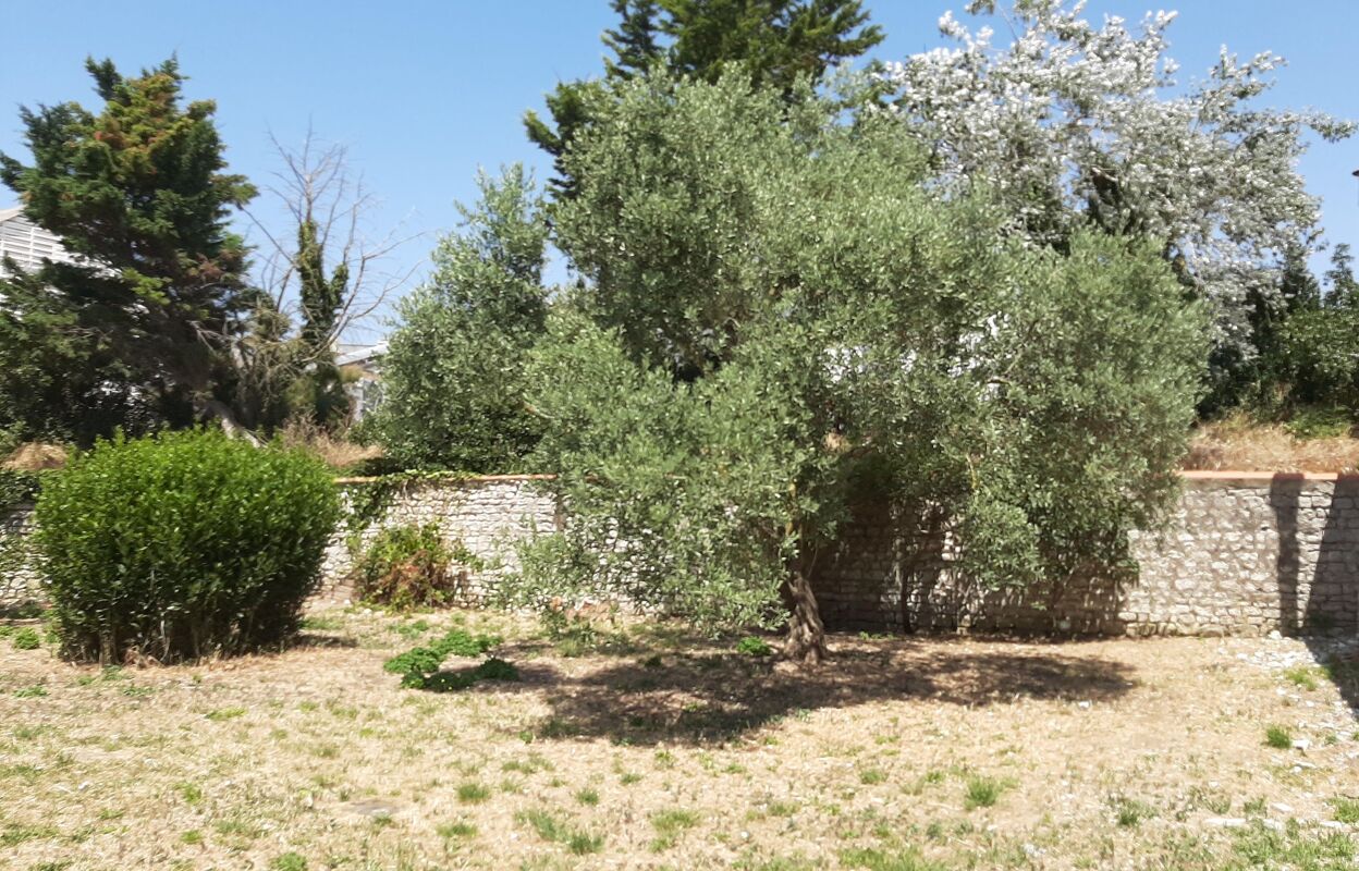 terrain  pièces 400 m2 à vendre à La Rochelle (17000)