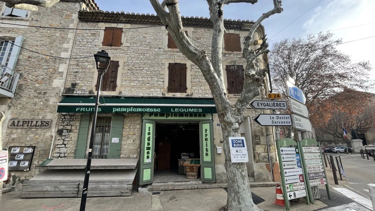 maison 10 pièces 183 m2 à vendre à Mouriès (13890)