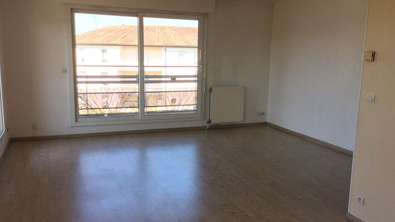 appartement 2 pièces 60 m2 à louer à Buxerolles (86180)