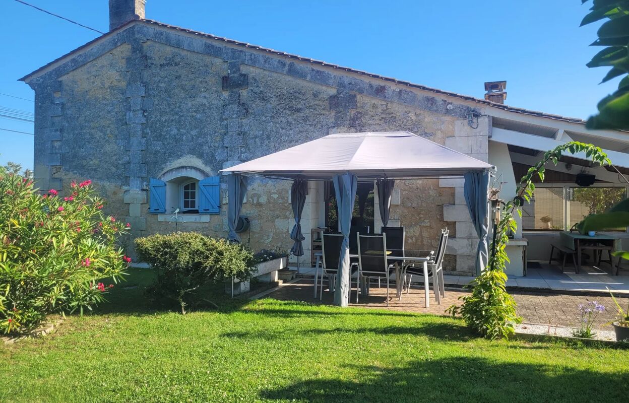 maison 5 pièces 172 m2 à vendre à Saint-Genès-de-Fronsac (33240)