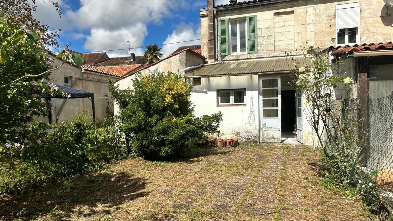 maison 4 pièces 97 m2 à vendre à Saintes (17100)