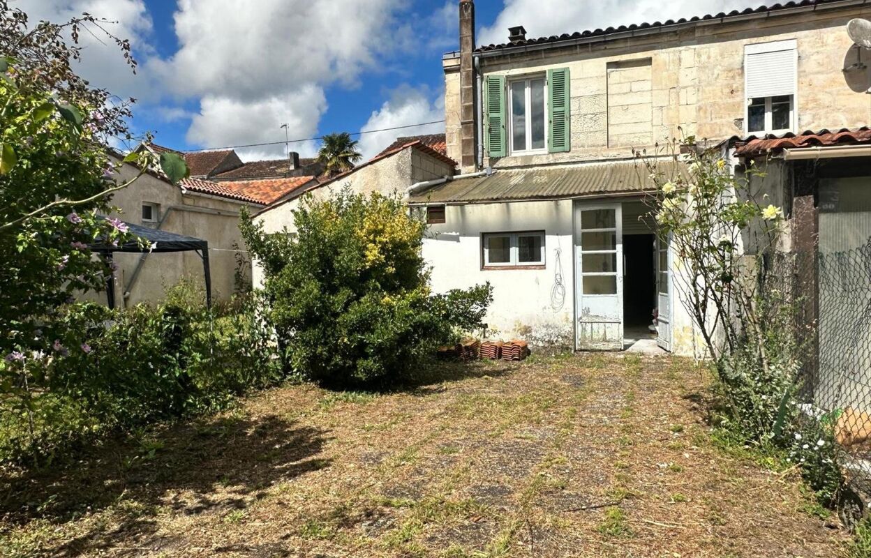 maison 4 pièces 97 m2 à vendre à Saintes (17100)