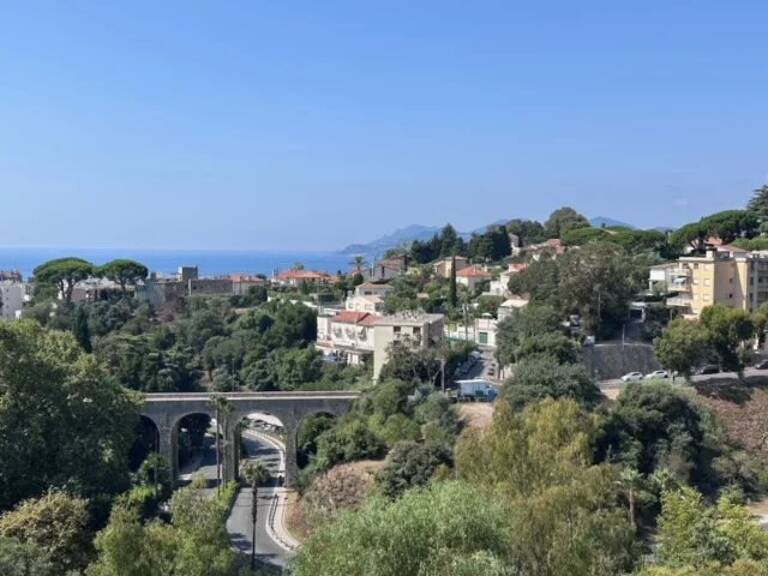 VIAGER OCCUPE 2 TETES 89 ans - T3 VUE MER — photo 1