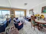 VIAGER OCCUPE 2 TETES 89 ans - T3 VUE MER — photo 2