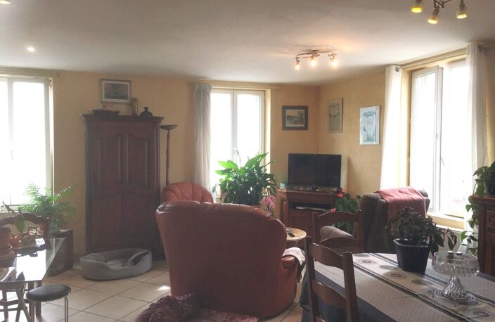 Vente maison 4 pièces 129 m² Artannes-sur-Indre (37260) — photo 2