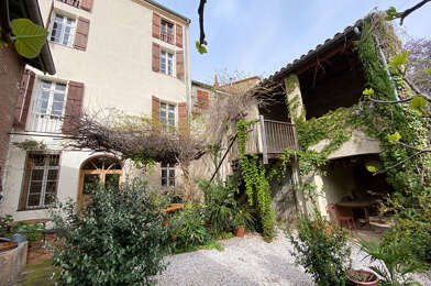 Maison 7 pièces 925600 €