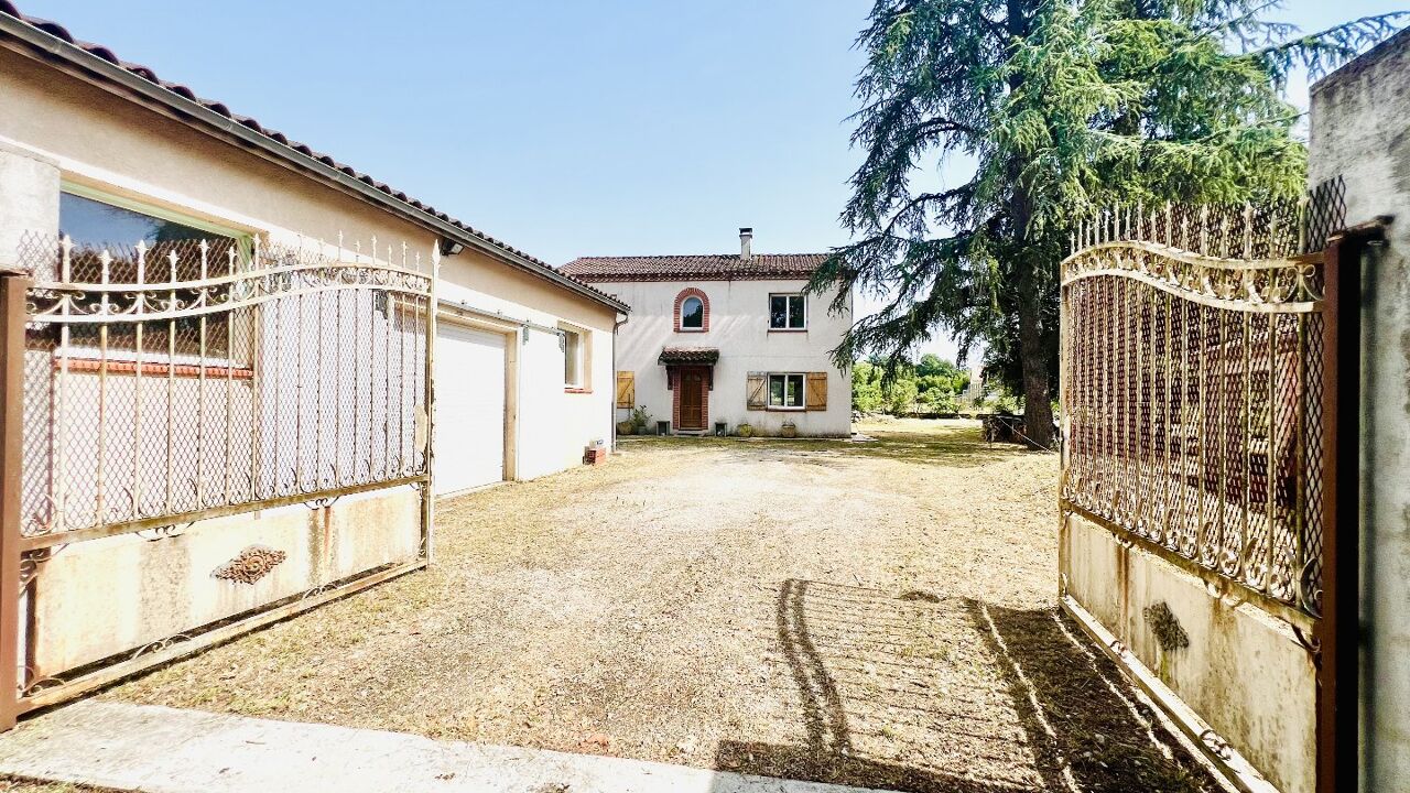 maison 11 pièces 350 m2 à vendre à Montdragon (81440)